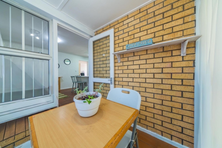 To Let 2 Bedroom Property for Rent in La Colline Western Cape
